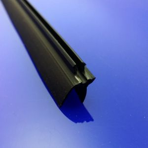 Sealskin Soho SOHO/SW/120/HRZLKSTRP/KF horizontale lekstrip 725mm zwart (korte flap)